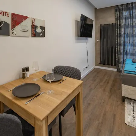Sweethome - Kueche, Wifi, Naehe Gruenwalder Stadion *