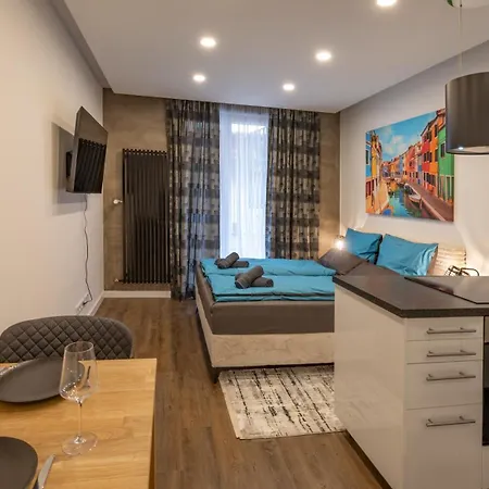 Apartment Sweethome - Kueche, Wifi, Naehe Gruenwalder Stadion