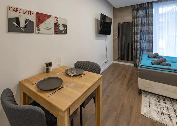 Sweethome - Kueche, Wifi, Naehe Gruenwalder Stadion *